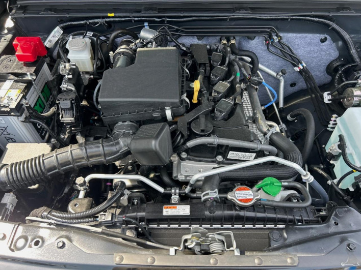 2026 Suzuki Jimny Nomad 3BA-JC74W (UW-6a2e1b810b232)[4]