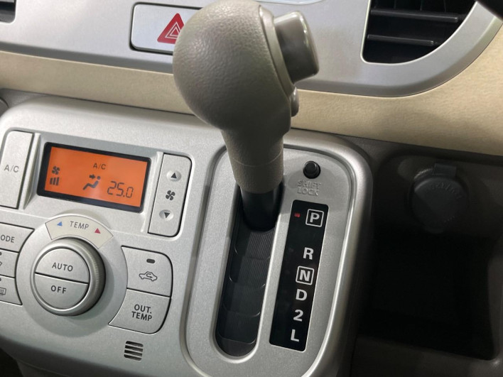 2007 Nissan Moco DBA-MG22S (UW-6a2e1b852a19e)[7]