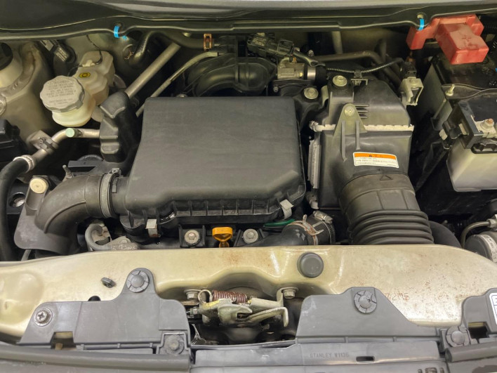 2013 Suzuki Wagon R Stingray DBA-MH34S (UW-6a2e1b8ad0987)[17]