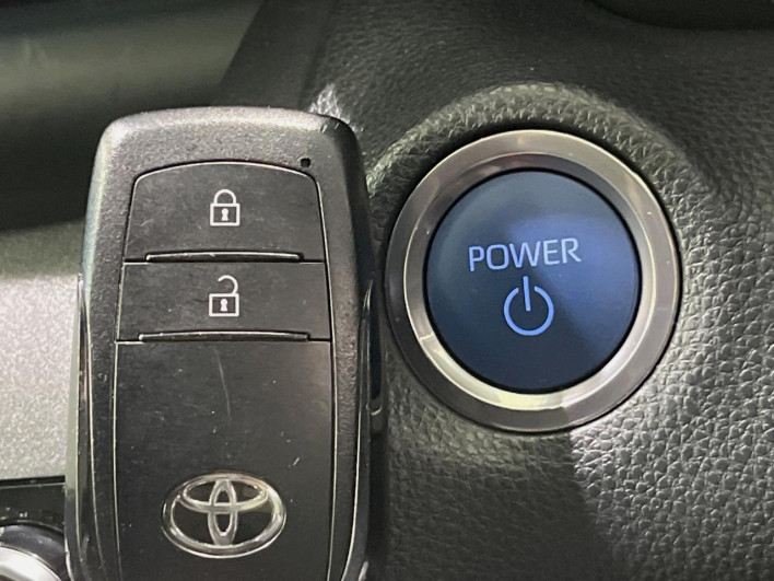 2023 Toyota Yaris Cross 6AA-MXPJ10 (UW-6a2e1bbdd609b)[22]