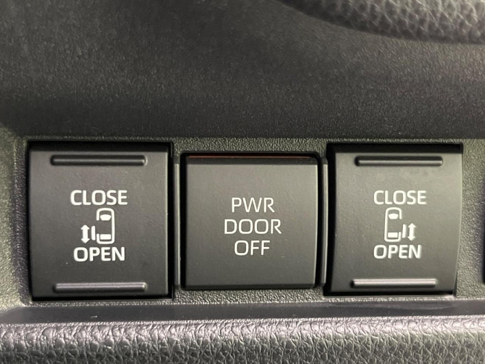 2023 Toyota Sienta 6AA-MXPL10G (UW-6a2e1bc779813)[8]