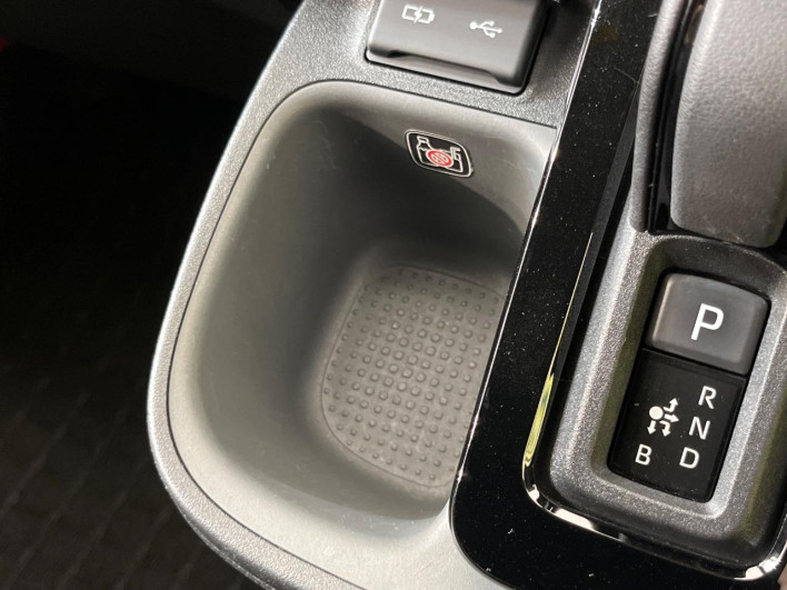 2023 Toyota Sienta 6AA-MXPL10G (UW-6a2e1bc779813)[16]