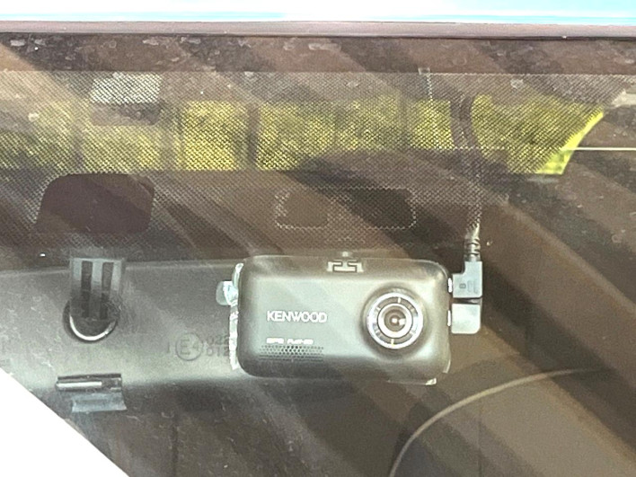 2013 Toyota Aqua DAA-NHP10 (UW-6a2e1be12a2a6)[4]