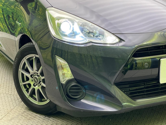 2015 Toyota Aqua DAA-NHP10 (UW-6a2e1be258a5e)[27]