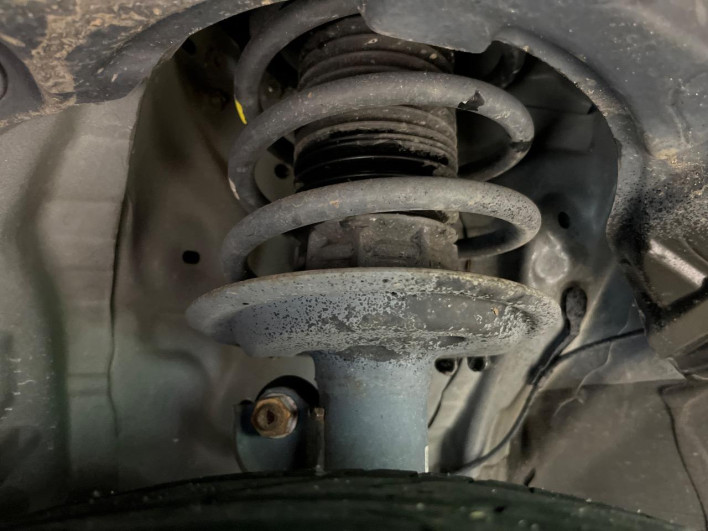 2018 Toyota Aqua DAA-NHP10 (UW-6a2e1be675791)[18]