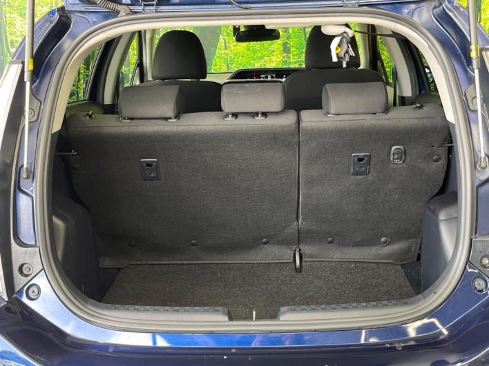 2018 Toyota Aqua DAA-NHP10 (UW-6a2e1be675791)[29]