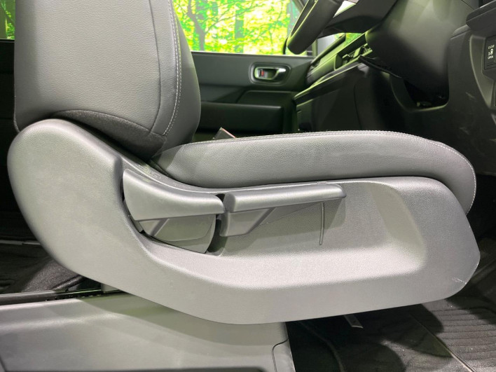 2023 Honda Step Wagon 6AA-RP8 (UW-6a2e1bf574484)[7]