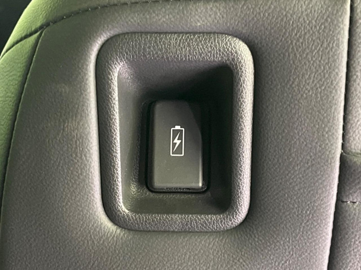 2023 Honda Step Wagon 6AA-RP8 (UW-6a2e1bf574484)[22]