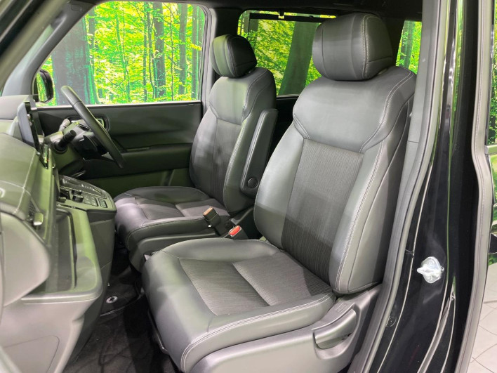 2023 Honda Step Wagon 6AA-RP8 (UW-6a2e1bf574484)[15]