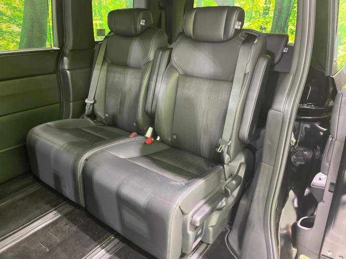 2023 Honda Step Wagon 6AA-RP8 (UW-6a2e1bf574484)[12]