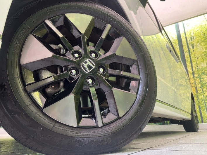 2024 Honda Step Wagon 6AA-RP8 (UW-6a2e1bf5c4bd8)[16]