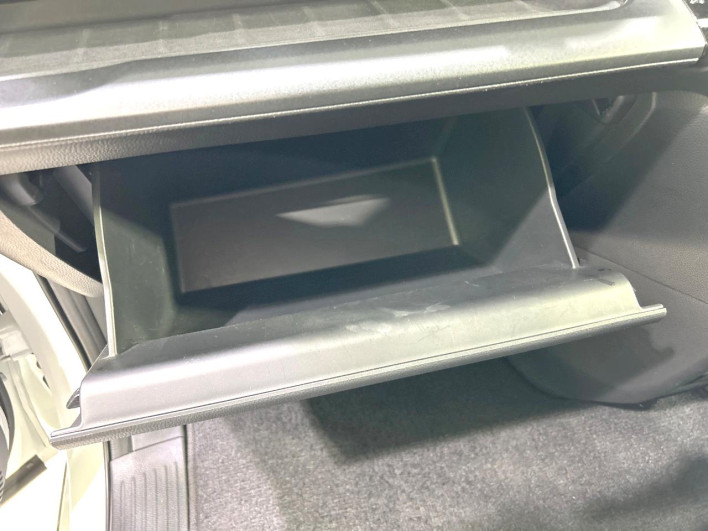 2024 Honda Step Wagon 6AA-RP8 (UW-6a2e1bf67ec3b)[6]