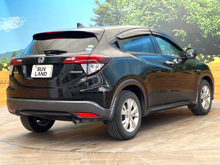 2017 Honda VEZEL DAA-RU3 (UW-6a2e1bfa52ac9)[6]