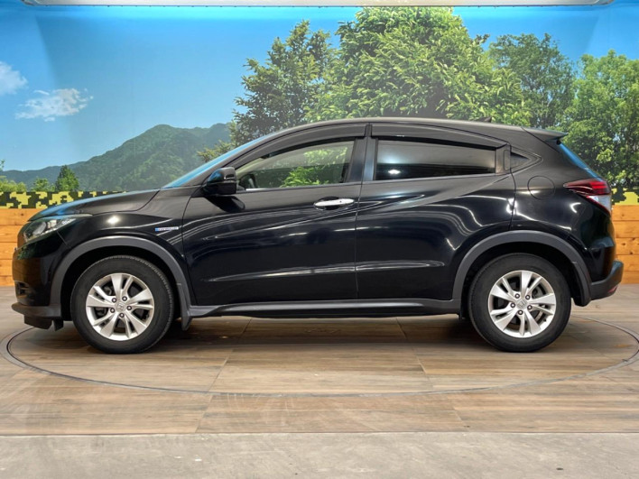 2017 Honda VEZEL DAA-RU3 (UW-6a2e1bfa52ac9)[8]