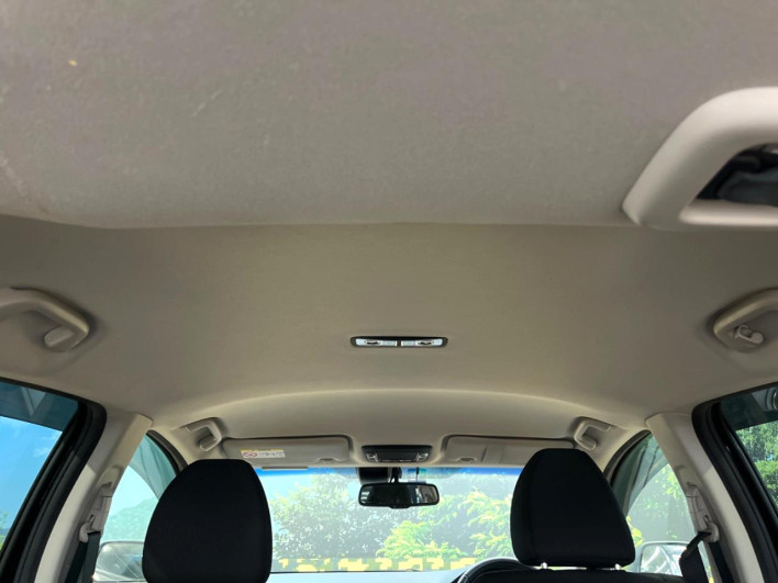 2017 Honda VEZEL DAA-RU3 (UW-6a2e1bfa52ac9)[22]