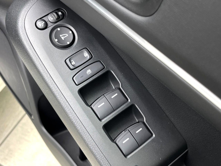 2024 Honda VEZEL 6AA-RV5 (UW-6a2e1c0415244)[8]