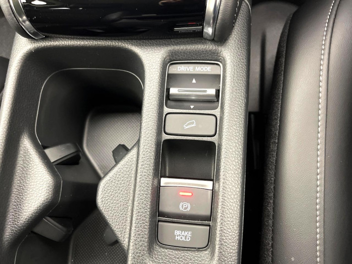 2024 Honda VEZEL 6AA-RV5 (UW-6a2e1c0415244)[21]