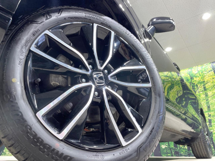2024 Honda VEZEL 6AA-RV5 (UW-6a2e1c063f850)[8]