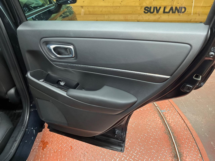 2024 Honda VEZEL 6AA-RV6 (UW-6a2e1c07729ec)[17]