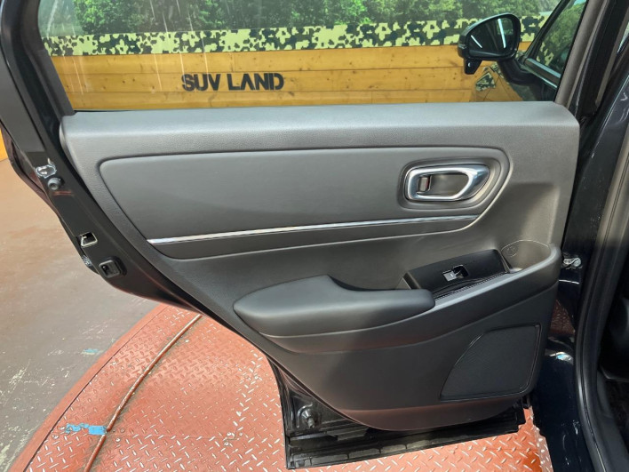 2024 Honda VEZEL 6AA-RV6 (UW-6a2e1c07729ec)[14]