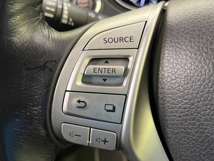 2016 Nissan X-Trail DBA-T32 (UW-6a2e1c1825147)[27]