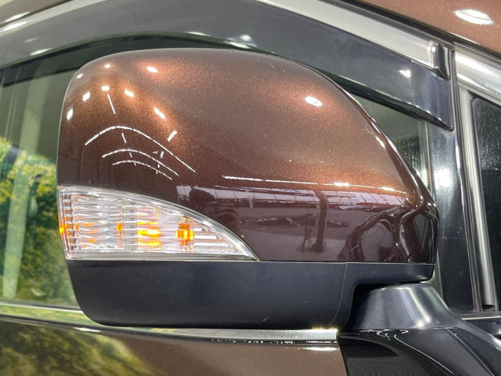 2016 Nissan Elgrand DBA-TE52 (UW-6a2e1c1a2fd45)[20]