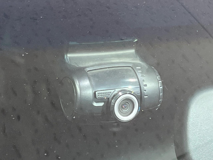 2016 Nissan Elgrand DBA-TE52 (UW-6a2e1c1a2fd45)[19]