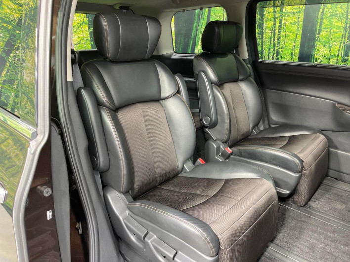 2016 Nissan Elgrand DBA-TE52 (UW-6a2e1c1a2fd45)[28]