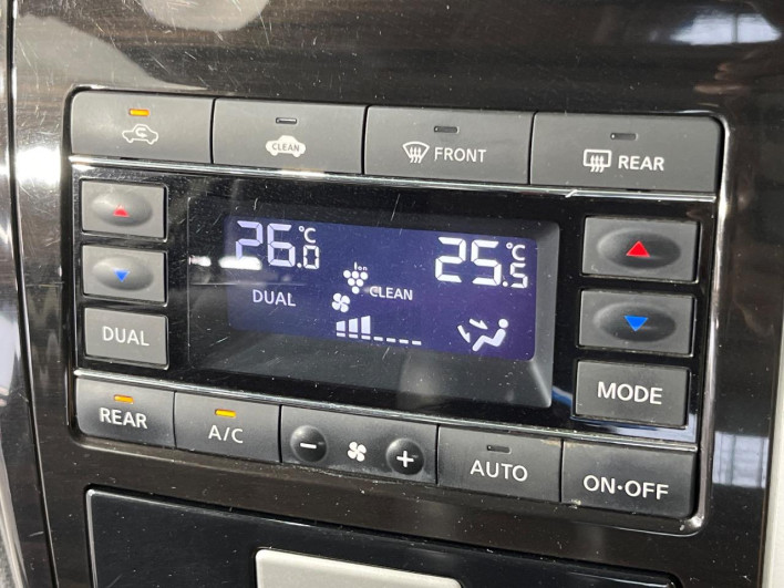 2016 Nissan Elgrand DBA-TE52 (UW-6a2e1c1a2fd45)[11]