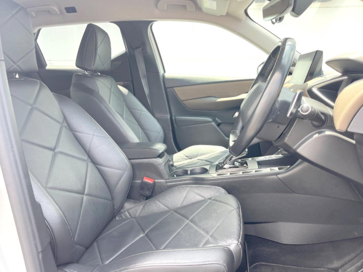 2019 DS Automobiles DS 3 Crossback 3BA-D34HN05 (UW-6a2e1c2abcbfa)[26]