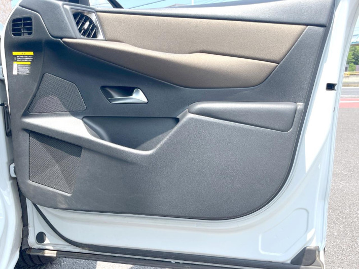 2019 DS Automobiles DS 3 Crossback 3BA-D34HN05 (UW-6a2e1c2abcbfa)[28]