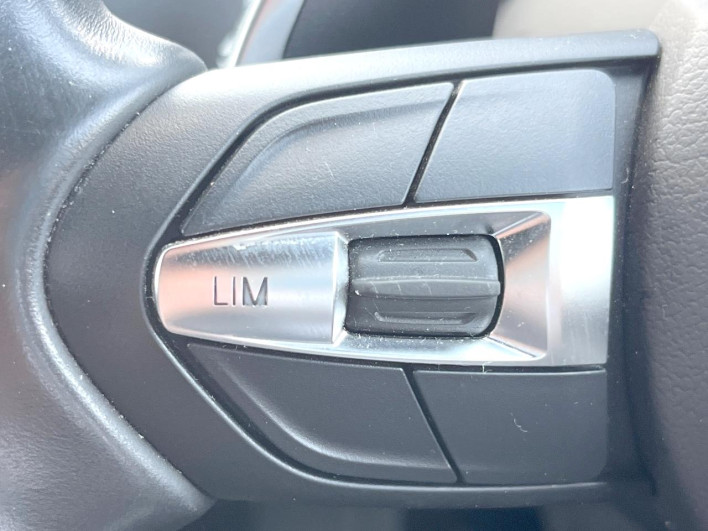 2017 BMW 2 Series LDA-2C20 (UW-6a2e1c3077aec)[5]