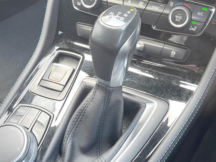 2017 BMW 2 Series LDA-2C20 (UW-6a2e1c3077aec)[17]
