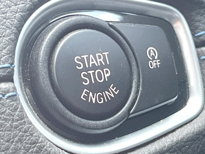2017 BMW 2 Series LDA-2C20 (UW-6a2e1c3077aec)[25]