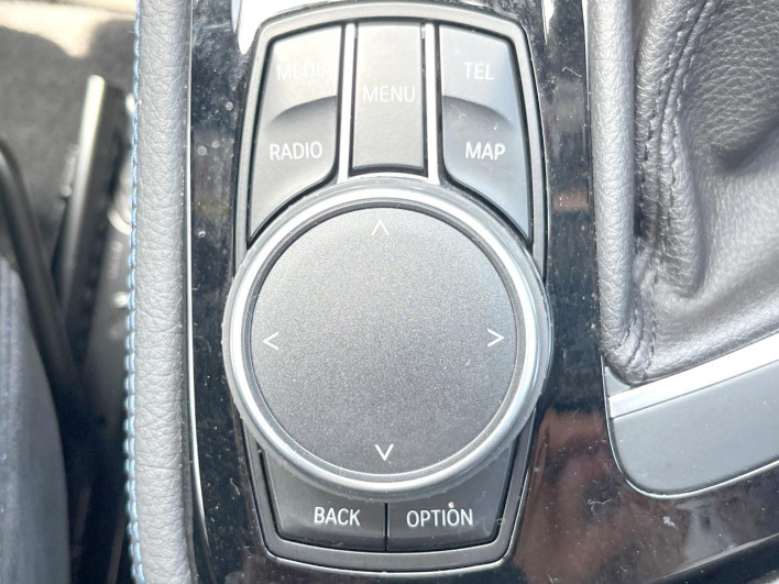 2017 BMW 2 Series LDA-2C20 (UW-6a2e1c3077aec)[19]