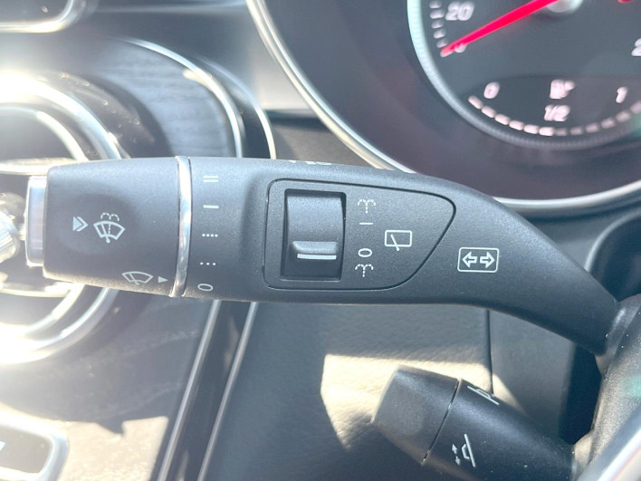 2017 Mercedes Benz GLC DBA-253946 (UW-6a2e1c333bdb1)[8]