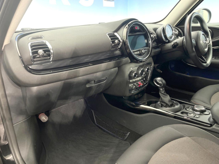 2019 Rover Mini LDA-LR20 (UW-6a2e1c383dd14)[11]