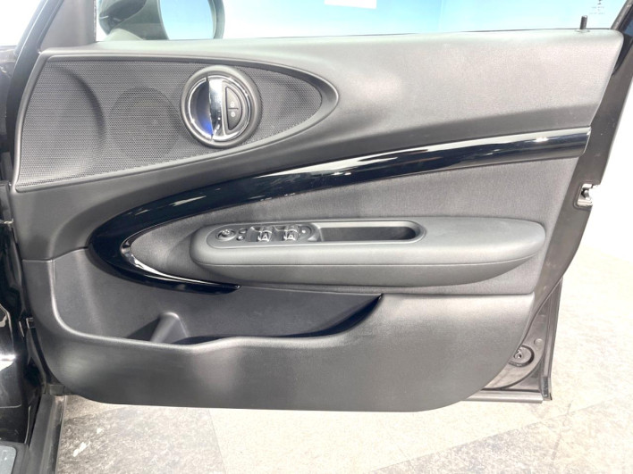 2019 Rover Mini LDA-LR20 (UW-6a2e1c383dd14)[19]