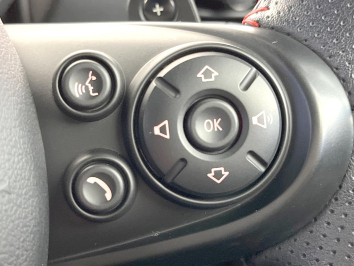 2018 Rover Mini DBA-LVJCW (UW-6a2e1c38d2efb)[24]