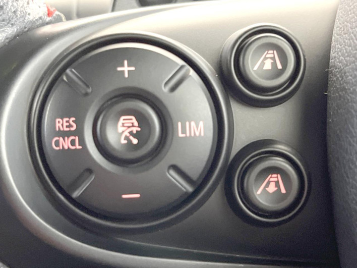 2018 Rover Mini DBA-LVJCW (UW-6a2e1c38d2efb)[23]