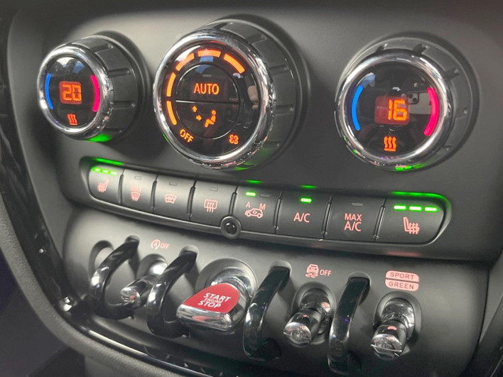 2018 Rover Mini DBA-LVJCW (UW-6a2e1c38d2efb)[13]