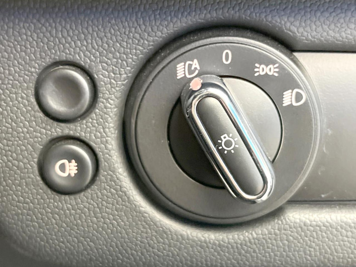 2018 Rover Mini DBA-LVJCW (UW-6a2e1c38d2efb)[29]