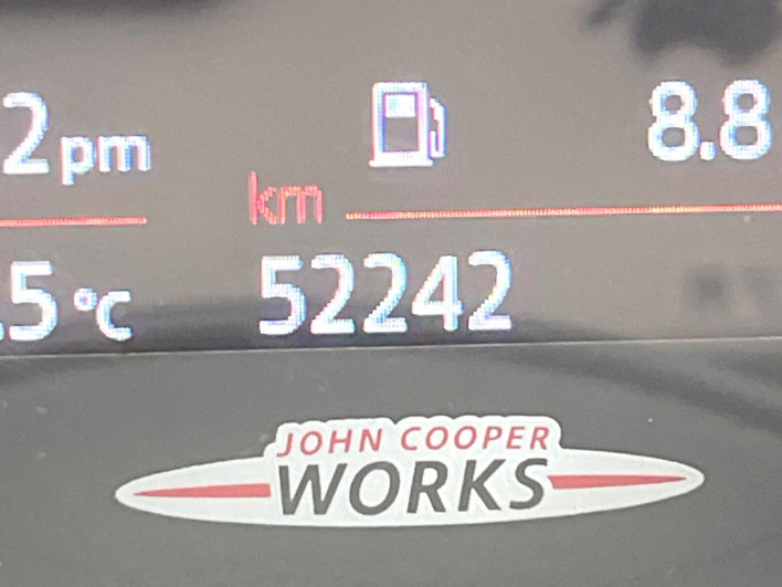 2018 Rover Mini DBA-LVJCW (UW-6a2e1c38d2efb)[2]