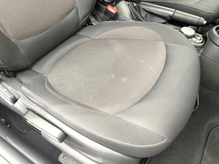 2019 Rover Mini LDA-XN15M (UW-6a2e1c3a6002e)[17]
