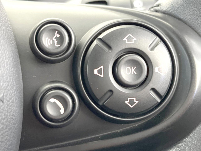 2019 Rover Mini LDA-YT20 (UW-6a2e1c3cc9ec9)[22]