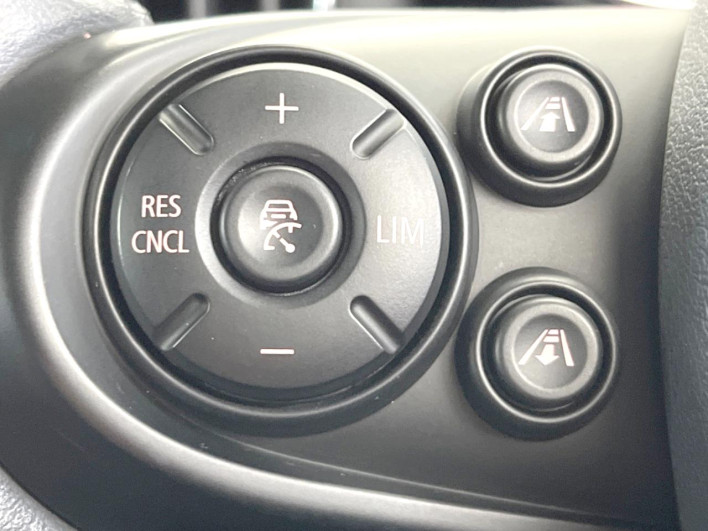 2019 Rover Mini LDA-YT20 (UW-6a2e1c3cc9ec9)[21]