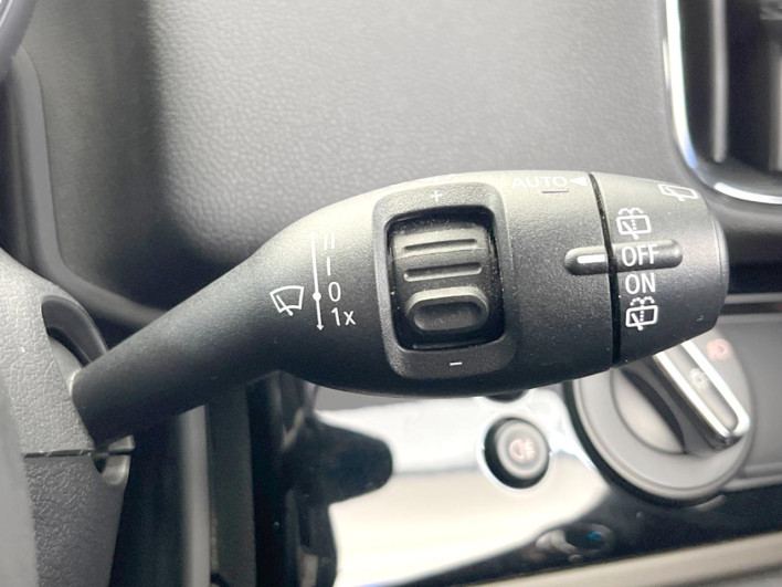 2019 Rover Mini LDA-YT20 (UW-6a2e1c3cc9ec9)[23]