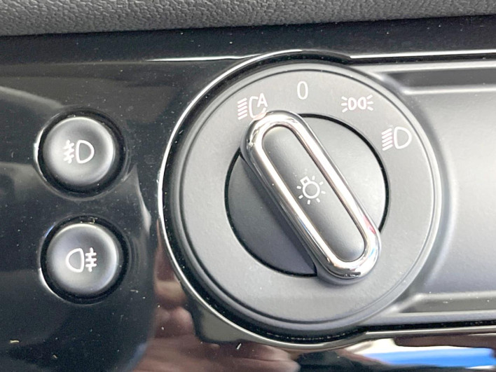 2019 Rover Mini LDA-YT20 (UW-6a2e1c3cc9ec9)[25]