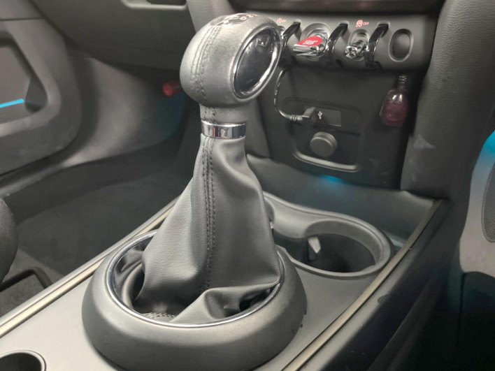 2019 Rover Mini LDA-YT20 (UW-6a2e1c3cc9ec9)[17]