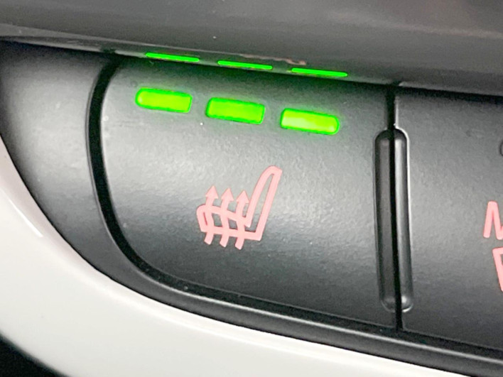 2017 Rover Mini LDA-YT20 (UW-6a2e1c3d35913)[14]
